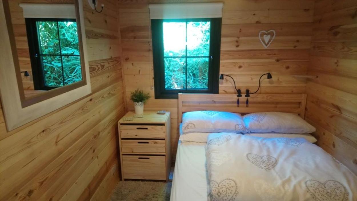 רייד 'Monktonmead Lodge' In Secluded Setting, With Private Indoor Pool. מראה חיצוני תמונה